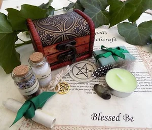 Home Blessings Spell Kit Chest Gift Pagan Wicca Witch Money in a Wooden Box - Picture 1 of 1