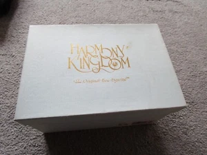 VINTAGE RETIRED LIMITED EDITION HARMONY KINGDOM ' QUEENIE AND PRINCE CHARMING ' - Picture 1 of 5