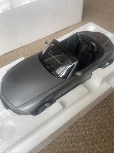 BMW Z4 1:18 E85 Convertible Die Cast Replica By Kyosho - Picture 1 of 8