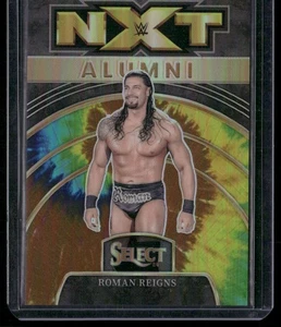 2024 Select WWE Roman Reigns NXT Alumni Tie Dye Prizms #/25 - Imagen 1 de 2