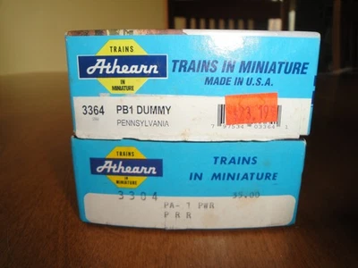 Athearn HO Scale PRR Pennsylvania Diesel Locomotive PA powered runs PB Dummy - Image 1 of 4