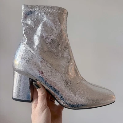 BC Footwear By Seychelles - Botín inolvidable en plata - talla 8,5 - Nuevo sin caja Foto 1 de 4