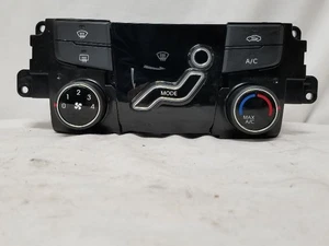 972503Q001 Manual Temperature Control VIN B 8th Digit Fits 11-13 SONATA A4D12 - Picture 1 of 8