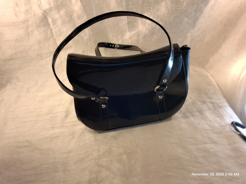 Bolso de mano Beijo charol negro Foto 1 de 4