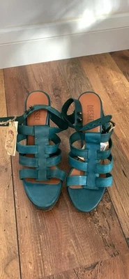 Diesel  Leather Mules Intentionally Blank Green UK6; EU 41 High Heels, Shoes - Image 1 of 4