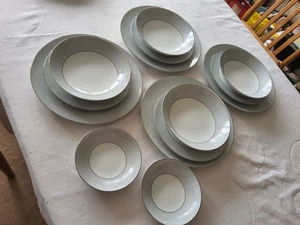 Noritake Damask 5698: Vintage Fine China Dinner Ware - Picture 1 of 8