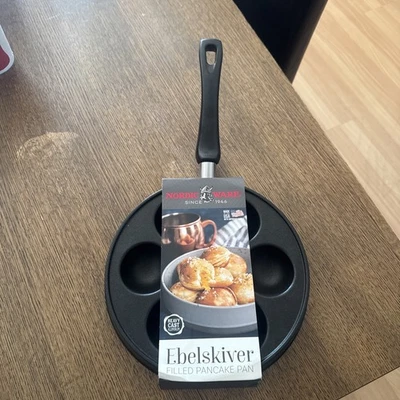 NUEVO Nordic Ware Danés Ebelskiver Hierro Redondo Relleno Panqueques Fruta Chocolate Jamón Foto 1 de 2