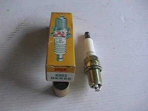 CANDELA NGK JAPAN BKR6E 6962 MOTO FURGONE 4x4 - Foto 1 di 1