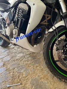 puntale z750 z 750 03 / 06 fianchetti copri radiatore vtr da verniciare staffe - Foto 1 di 5