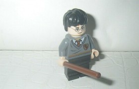 LEGO HARRY POTTER 4738 HARRY POTTER WITH WAND MINIFIGURE