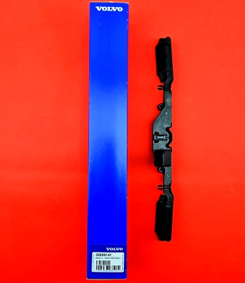 Manija de puerta trasera original Volvo V50 (545), S40 II (544) - 30699141 Foto 1 de 4