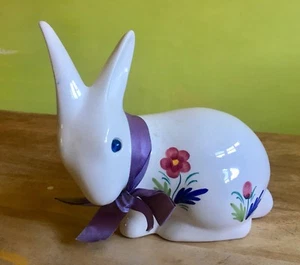Vintage ELPA Alcobaca Hand Painted Ceramic EASTER Rabbit Figurine - Picture 1 of 3