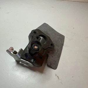 Honda Lawn Mower: Choke Control Assembly 16600-Z8B-900 & Air Guide 19651-Z0L-000 - Picture 1 of 3