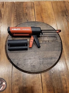 Hilti MD 2000 Epoxy Dispenser w/ HIT Sleeve Preowned Very Good Condition - Picture 1 of 13