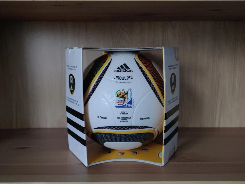 adidas Jabulani OMB FIFA World Cup 2010 Fußball - White/Black (E42040)