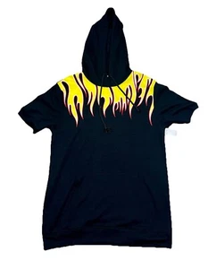 Hot Topic Short Sleeve Hoodie Flames Across Shoulders & Neck Unisex Size L - Picture 1 of 6