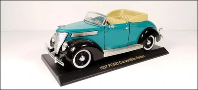 FORD CONVERTIBLE SEDAN 1937 SCALA 1/32. - Immagine 1 di 2
