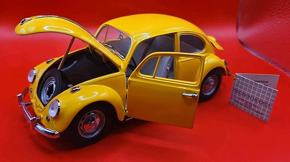 Volkswagen Beetle Bug 1967 Franklin como nuevo escala 1:24 coche diecast amarillo nuevo con etiquetas  Foto 1 de 4