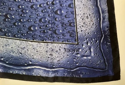 Bufanda Escada Azul Negro Gotas de Lluvia Seda 34" Cuadrada Foto 1 de 4
