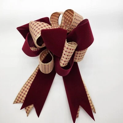 Lazo grande de Navidad/Vacaciones - Hecho a mano - Atado - Terciopelo borgoña con estampado de puntos Foto 1 de 4