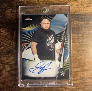 2020 Topps Finest WWE Black Refractor On Card Auto Samoa Joe /25 - Bild 1 von 2
