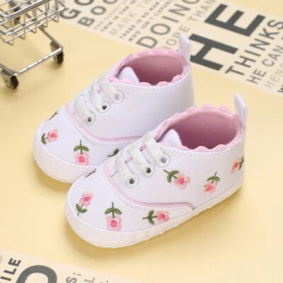 Zapatos bordados estilos flores para niñas de 0 a 18 meses zapatos informales de bebé Foto 1 de 4
