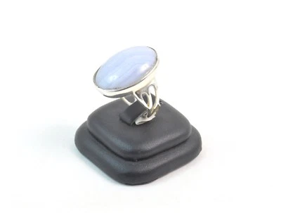 Anello in Calcedonio ovale e Argento 925. Made in Italy - Immagine 1 di 3