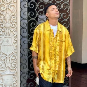 Camisa para hombre Pelle Pelle dorada con botones nueva con etiquetas - Imagen 1 de 5