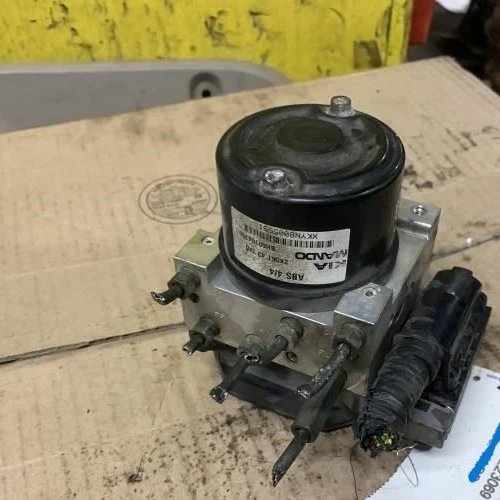 Conjunto de bomba de freno antibloqueo ABS KIA SEDONA 2003-2005 OEM Foto 1 de 1