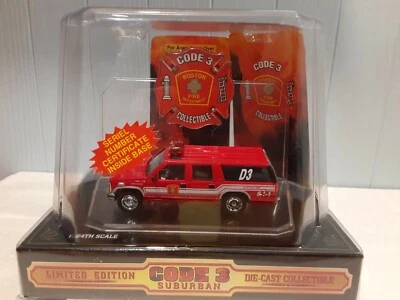 Code3 - 1/64 Boston Fire Department GMC Suburban D3 Division Commander Model - Image 1 of 4