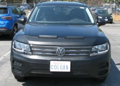Sujetador máscara frontal Colgan 2 piezas. Se adapta a Volkswagen Tiguan 2.0 S& SE 2018-2021 con placa Foto 1 de 3