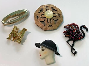 5 Piece Lot: Vintage Costume Jewelry BROOCHES BROACHES Bird letter M Lady octago - Picture 1 of 2