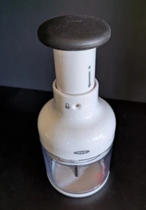 OXO Softworks Lebensmittelzerkleinerer weiß mit Edelstahlklingen spülmaschinenfest - Bild 1 von 8