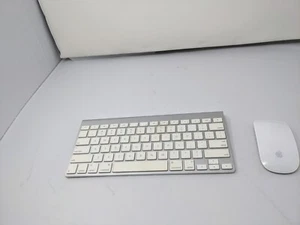 Apple A1314 & A1296 Wireless Magic Keyboard & Mouse Combo White OEM Genuine work - Picture 1 of 10