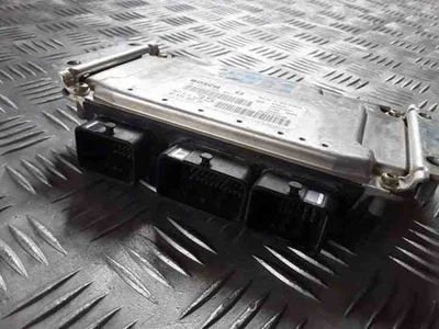 Centralina motore PEUGEOT 307 Break 3E 0261206943 9638765680 25451912 - Immagine 1 di 3