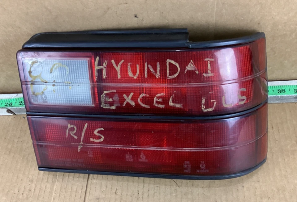 1986-1989 Hyundai Excel Rear Right Passenger Side Tail Light Assembly - Image 1 of 4