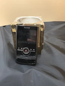 Kodak Zi8 Pocket Video Digital Camera Camcorder 1080P HD - Picture 1 of 2