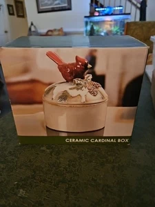 Kirklands Winter Cardinal Keramik Box mit Box - Bild 1 von 10