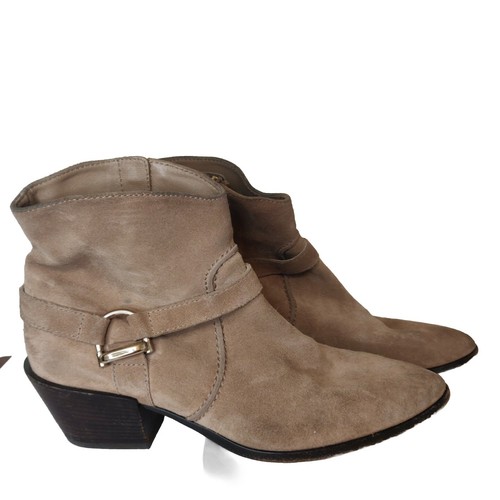 TOD’S Stivaletti da donna Tod's marrone chiaro tacco a blocco pelle scamosciata taglia 39 (US 8) stivaletti. Reggiseno