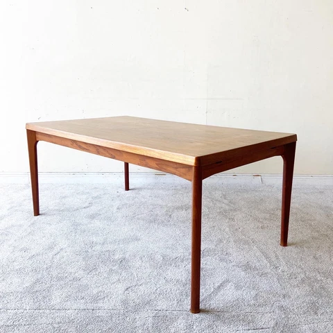 Vejle Stole Scandinavian Modern Teak Extension Dining Table by Henning Kjaernulf Cover