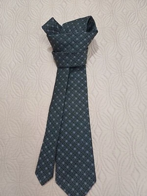 CORBATA PARA HOMBRE JOHN W NORDSTROM HECHA EN ESTADOS UNIDOS 100% SEDA NEGRA PLATA GEOMÉTRICA CLÁSICA  Foto 1 de 4