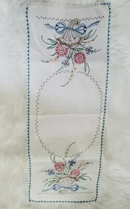 Vintage Table Runner Handmade Floral Embroidered Estate Find Approx. 36 x 13.5" - Picture 1 of 11