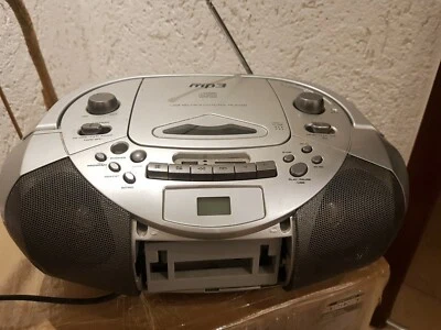 CD-Radio Player mit Kassette + USB /CD-Player defekt ! - Bild 1 von 4