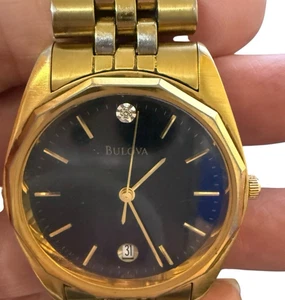 Orologio Uomo Bulova Quadrante Nero Cinturino Tono Oro Giappone MVT - Foto 1 di 6
