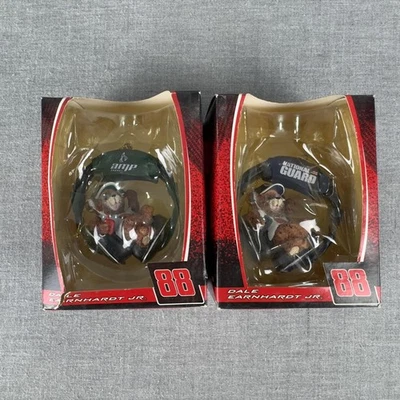 Lote de 88 adornos coleccionables Dale Earnhardt Jr NASCAR AMP Energy Guardia Nacional Foto 1 de 4