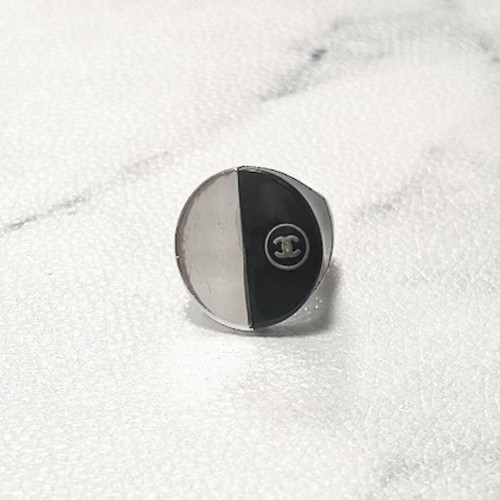 Anello CHANEL Anello Bicolore Marca Cocco Metallo Nero Argento