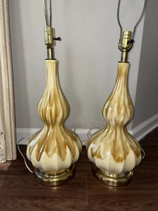 Vintage Mid Century Modern GOLD CREAM Drip Glaze Ceramic PAIR TABLE LAMPS MCM - Picture 1 of 13