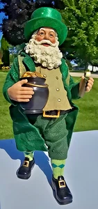 Clothtique Possible Dreams Irish Leprechaun Santa Pot Gold Green Gold St Patrick - Picture 1 of 14