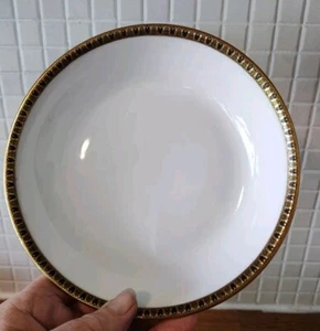 Vintage Hutschenreuther Hohenberg Bavaria 7¹/²" Soup Bowl Rich Gold Rim!! - Picture 1 of 6