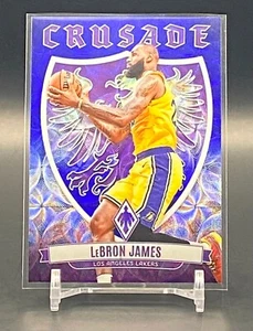 2023-24 Panini Phoenix Lebron James Crusade Blue International Scope #/35 Lakers - Foto 1 di 4